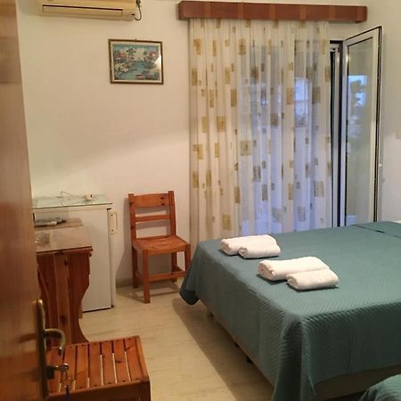 Villa Politis Poros  Extérieur photo